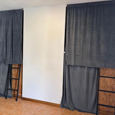 Spanglish Hostel Benidorm Zewnętrze zdjęcie