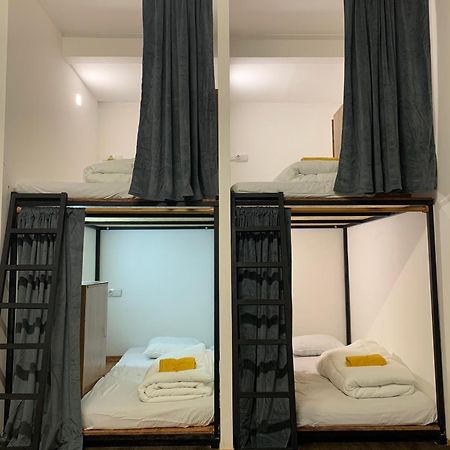Spanglish Hostel Benidorm Zewnętrze zdjęcie