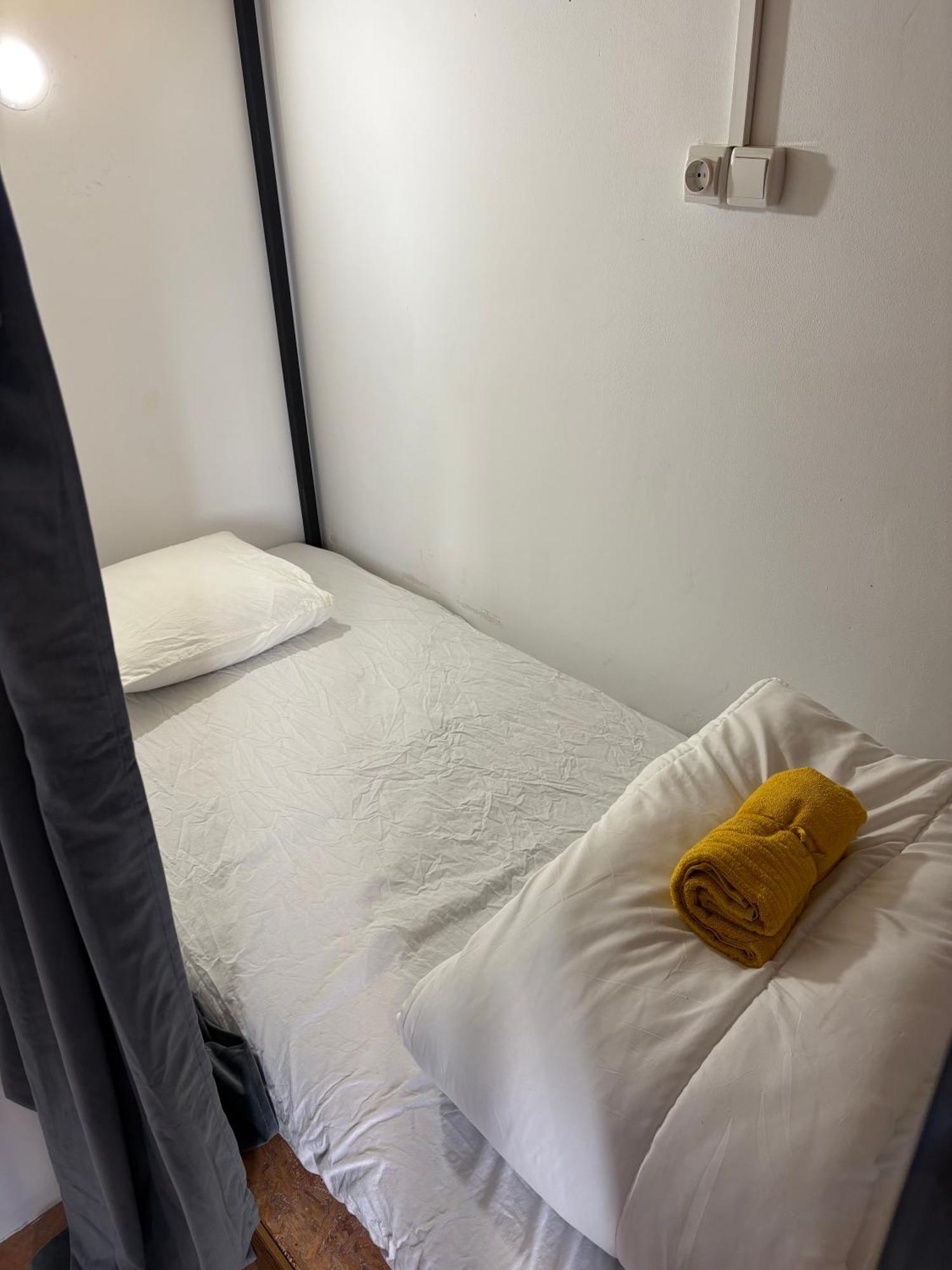 Spanglish Hostel Benidorm Zewnętrze zdjęcie