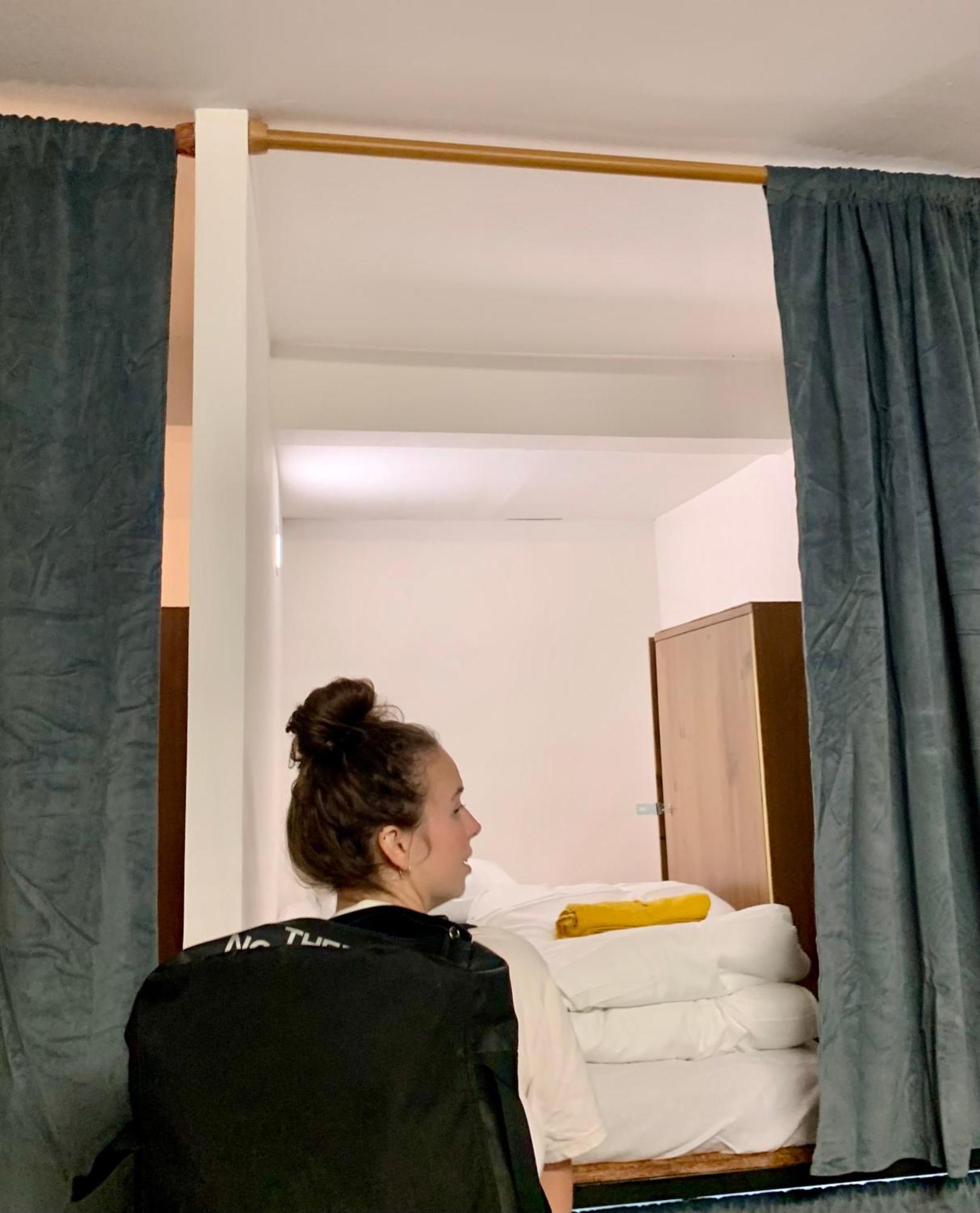 Spanglish Hostel Benidorm Zewnętrze zdjęcie