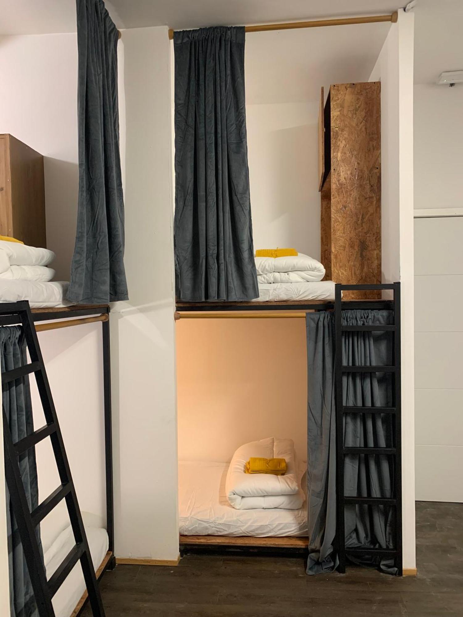 Spanglish Hostel Benidorm Zewnętrze zdjęcie